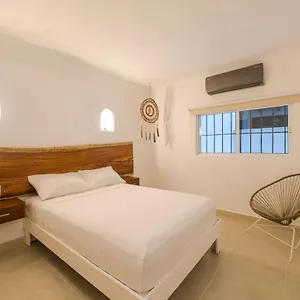 *** Hotel Puerto Caracol México